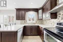13 BOULDERBROOK DRIVE | Toronto Ontario | Slide Image Thirteen