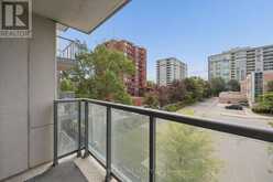 330 - 35 SARANAC BOULEVARD | Toronto Ontario | Slide Image Seventeen