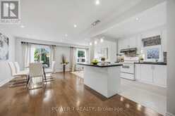 139 CAROLBREEN SQUARE | Toronto Ontario | Slide Image Nine