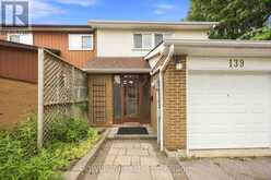 139 CAROLBREEN SQUARE | Toronto Ontario | Slide Image Five