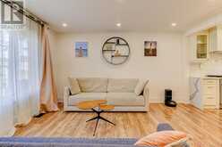 568 WEIR AVENUE | Oakville Ontario | Slide Image Nine