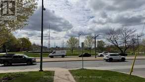 TH106 - 6 PARKWOOD AVENUE | Toronto Ontario | Slide Image Eight