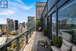 3807 - 955 BAY STREET | Toronto Ontario | Slide Image Thirty-two