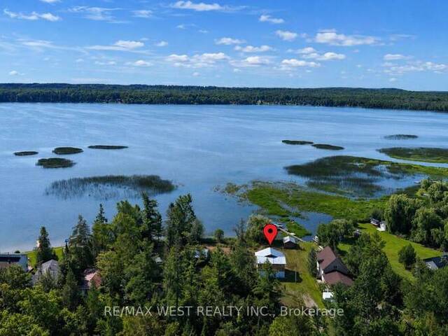 2137 NORTH ORR LAKE ROAD N Elmvale Ontario, L0L 1P0 - 3 Bedrooms Waterfront Home For sale