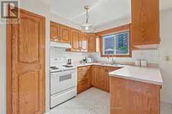 37 FIRENZA DRIVE | Toronto Ontario | Slide Image Twelve