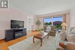 37 FIRENZA DRIVE | Toronto Ontario | Slide Image Eight