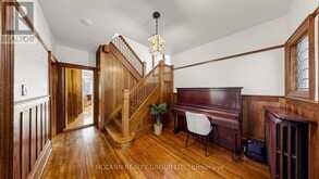 252 SHELDRAKE BOULEVARD | Toronto Ontario | Slide Image Seventeen