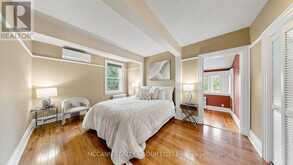 252 SHELDRAKE BOULEVARD | Toronto Ontario | Slide Image Nineteen