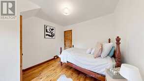 252 SHELDRAKE BOULEVARD | Toronto Ontario | Slide Image Thirty-eight