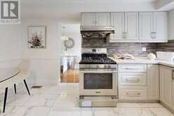75 CALVERLEY TRAIL | Toronto Ontario | Slide Image Fifteen