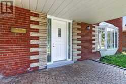 106 PORTICO DRIVE | Toronto Ontario | Slide Image Eight