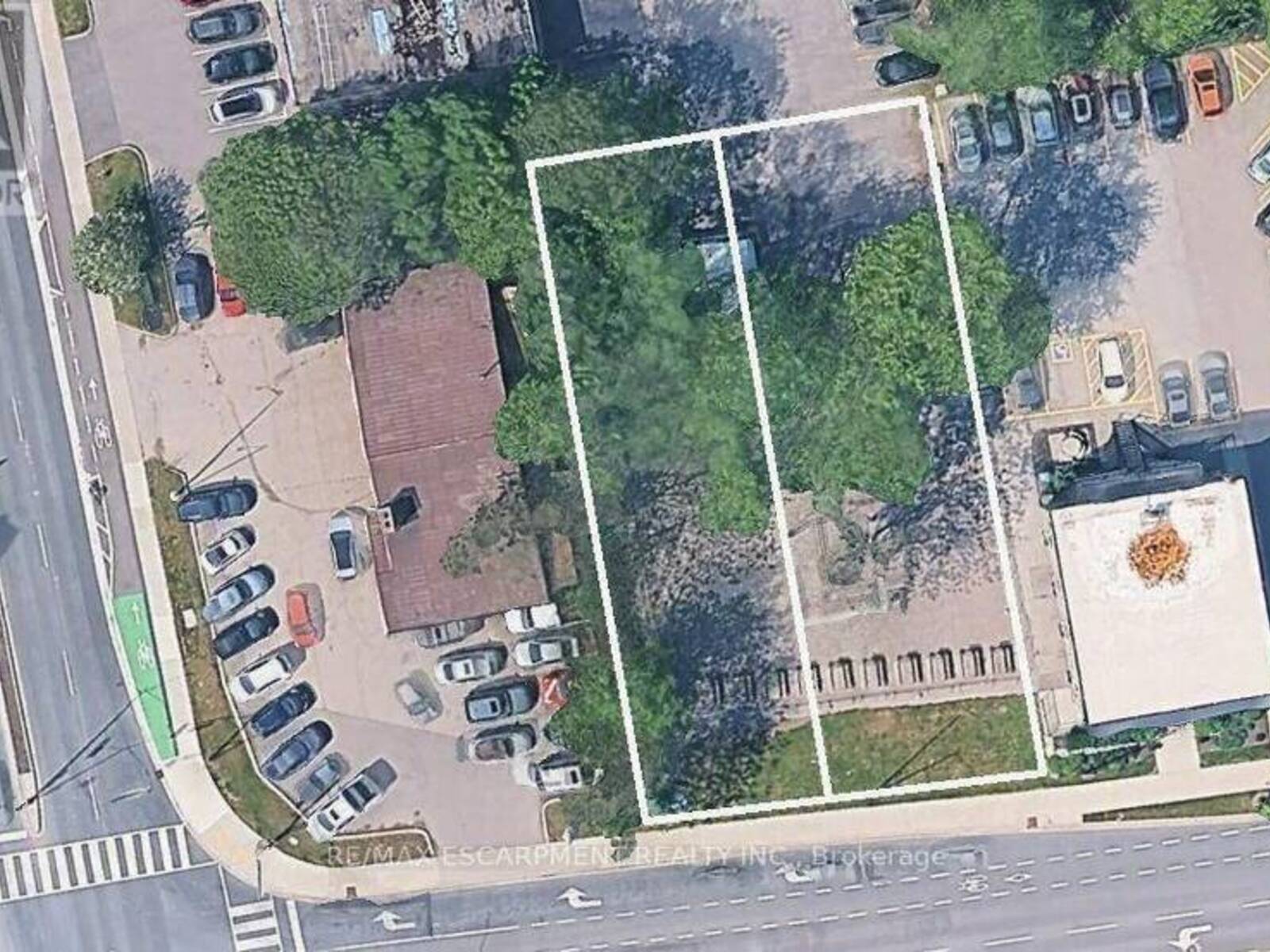 1018 WATERDOWN ROAD, Burlington, Ontario L7T 1N3