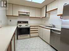 10 - 20 GLEBE ROAD W | Toronto Ontario | Slide Image Nine