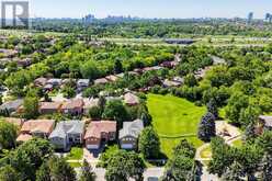 145 OLD SURREY LANE | Richmond Hill Ontario | Slide Image Thirty-two