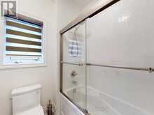 216 SUNSET VISTA COURT E | Aurora Ontario | Slide Image Eighteen