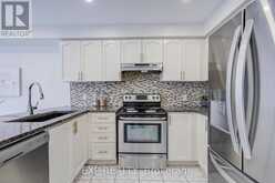 211 SOPHIA ROAD | Markham Ontario | Slide Image Fifteen