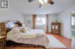 211 SOPHIA ROAD | Markham Ontario | Slide Image Eighteen