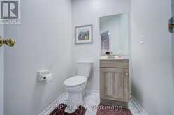 211 SOPHIA ROAD | Markham Ontario | Slide Image Four