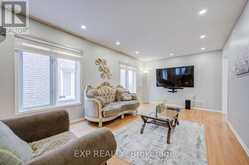 211 SOPHIA ROAD | Markham Ontario | Slide Image Six