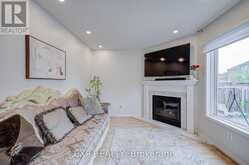 211 SOPHIA ROAD | Markham Ontario | Slide Image Eight