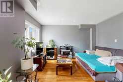 14 ELPHICK LANE | Toronto Ontario | Slide Image Five