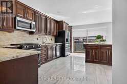 664 DOLBY CRESCENT | Milton Ontario | Slide Image Seven