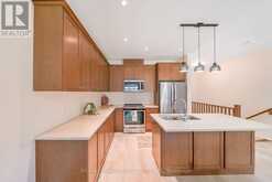 11 OVERLEA DRIVE | Brampton Ontario | Slide Image Nine