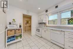3 - 2226 UPPER MIDDLE ROAD | Burlington Ontario | Slide Image Seventeen