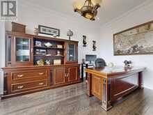 80 PUCCINI DRIVE | Richmond Hill Ontario | Slide Image Twelve