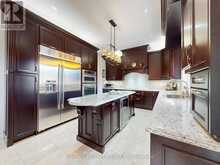 80 PUCCINI DRIVE | Richmond Hill Ontario | Slide Image Thirteen