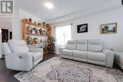 174 MAPLEWOOD DRIVE | Angus Ontario | Slide Image Three
