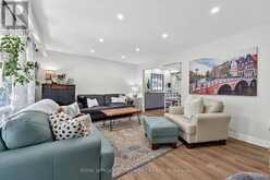 12 DAVIES CRESCENT | Barrie Ontario | Slide Image Nine