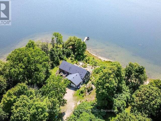 243 CHAMPLAIN ROAD Penetanguishene Ontario, L9M 1S2 - 4 Bedrooms Waterfront Home For sale