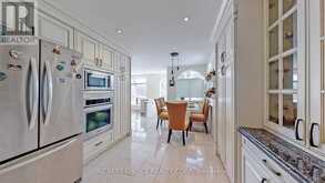 76 ROCKFORD ROAD | Toronto Ontario | Slide Image Nine
