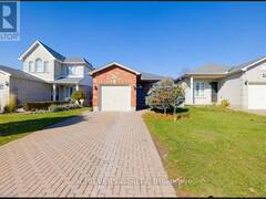 1402 BAYCLIFFE PLACE London Ontario, N5Y 5N5