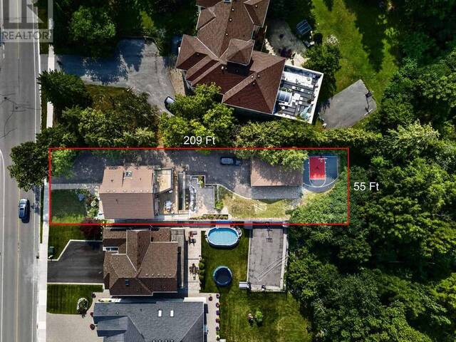 302 BROOKSIDE ROAD Richmond Hill Ontario, L4C 0K8 - 5 Bedrooms Home For Sale