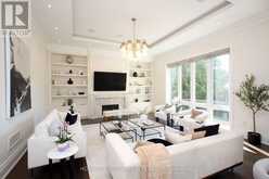 35 LONGWOOD DRIVE S | Toronto Ontario | Slide Image Twelve