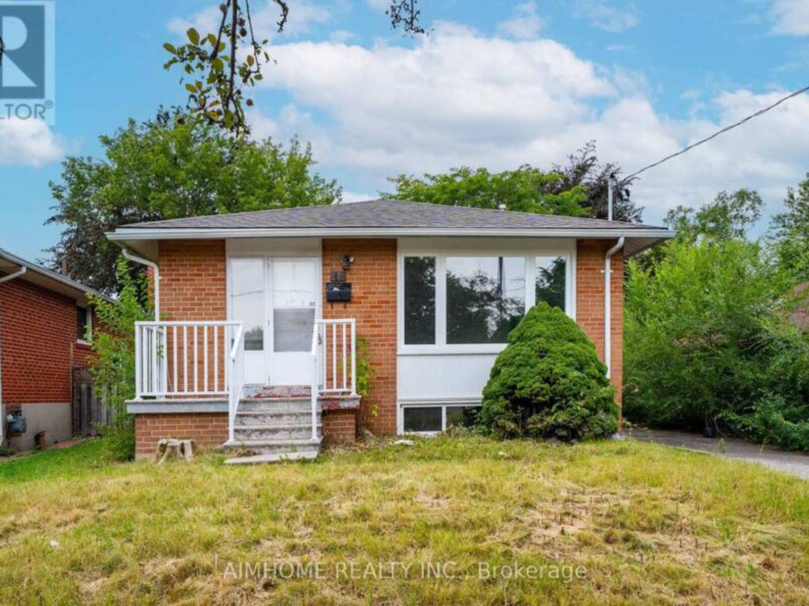 36 MORAINE HILL DRIVE, Toronto, Ontario M1T 1Z9