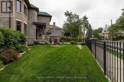 70 PARKVIEW HILL CRESCENT | Toronto Ontario | Slide Image Seven