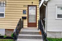 262 MELROSE STREET | Toronto Ontario | Slide Image Three