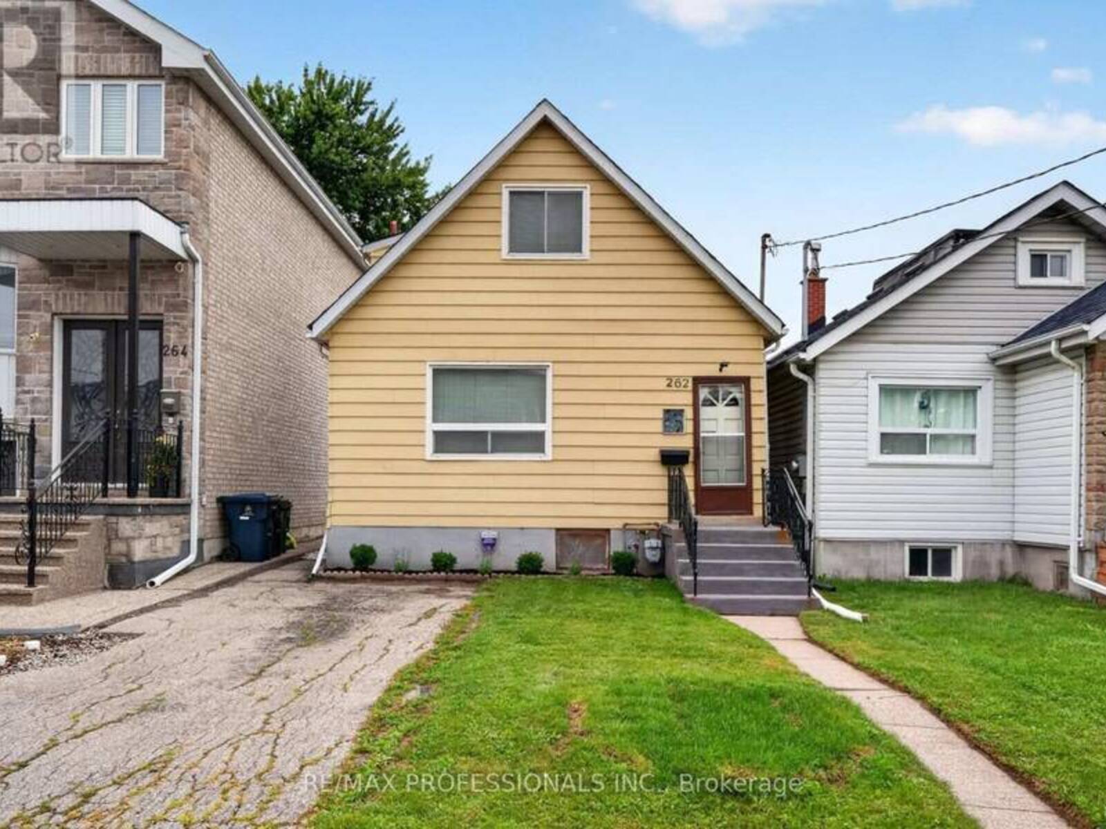 262 MELROSE STREET, Toronto, Ontario M8Z 1G6