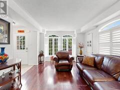 141 GATWICK DRIVE Oakville Ontario, L6H 6T7