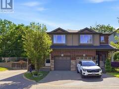 32 ROLLING LANE Hamilton Ontario, L8K 0A1