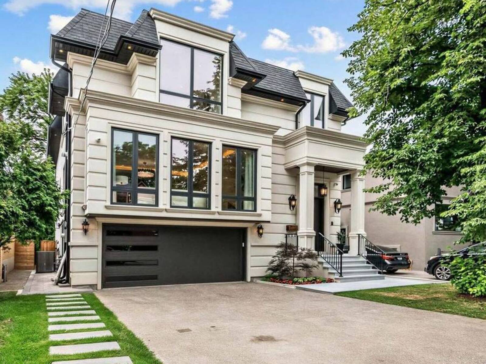 229 FLORENCE AVENUE, Toronto, Ontario M2N 1G7