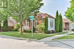 10 DELRAY DRIVE | Markham Ontario | Slide Image Two