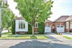 10 DELRAY DRIVE | Markham Ontario | Slide Image Three