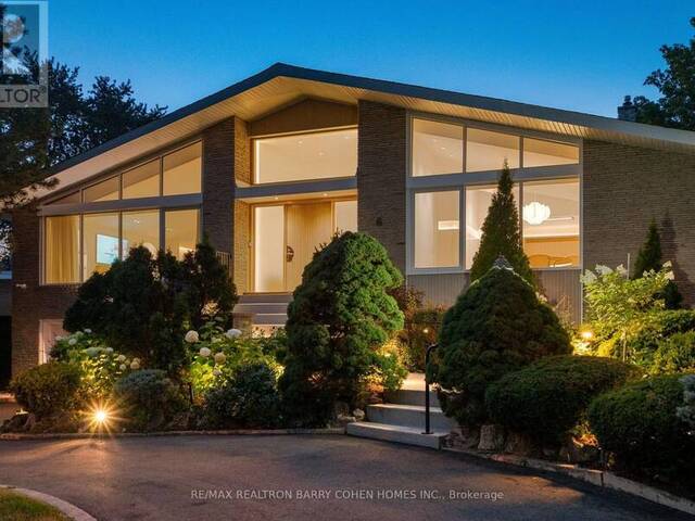 6 DENMARK CRESCENT Toronto Ontario, M2R 1J4 - 4 Bedrooms Home For Sale