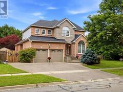 34 KENNETT DRIVE Whitby Ontario, L1P 1L5