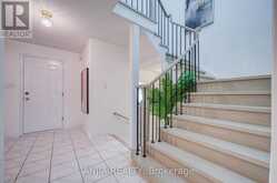 31 SHALLOWFORD COURT | Toronto Ontario | Slide Image Eight