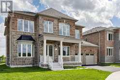 33 LORRAIN HAND CRESCENT | Georgina Ontario | Slide Image One